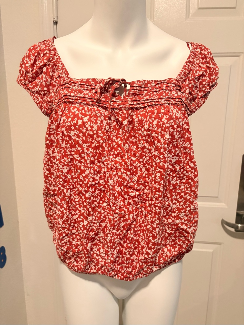 Old Navy Red Floral Square-Neck Peasant Blouse